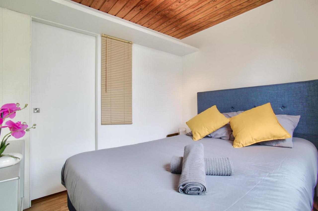 3 Bedrooms Le Marais Beauregard Париж Экстерьер фото